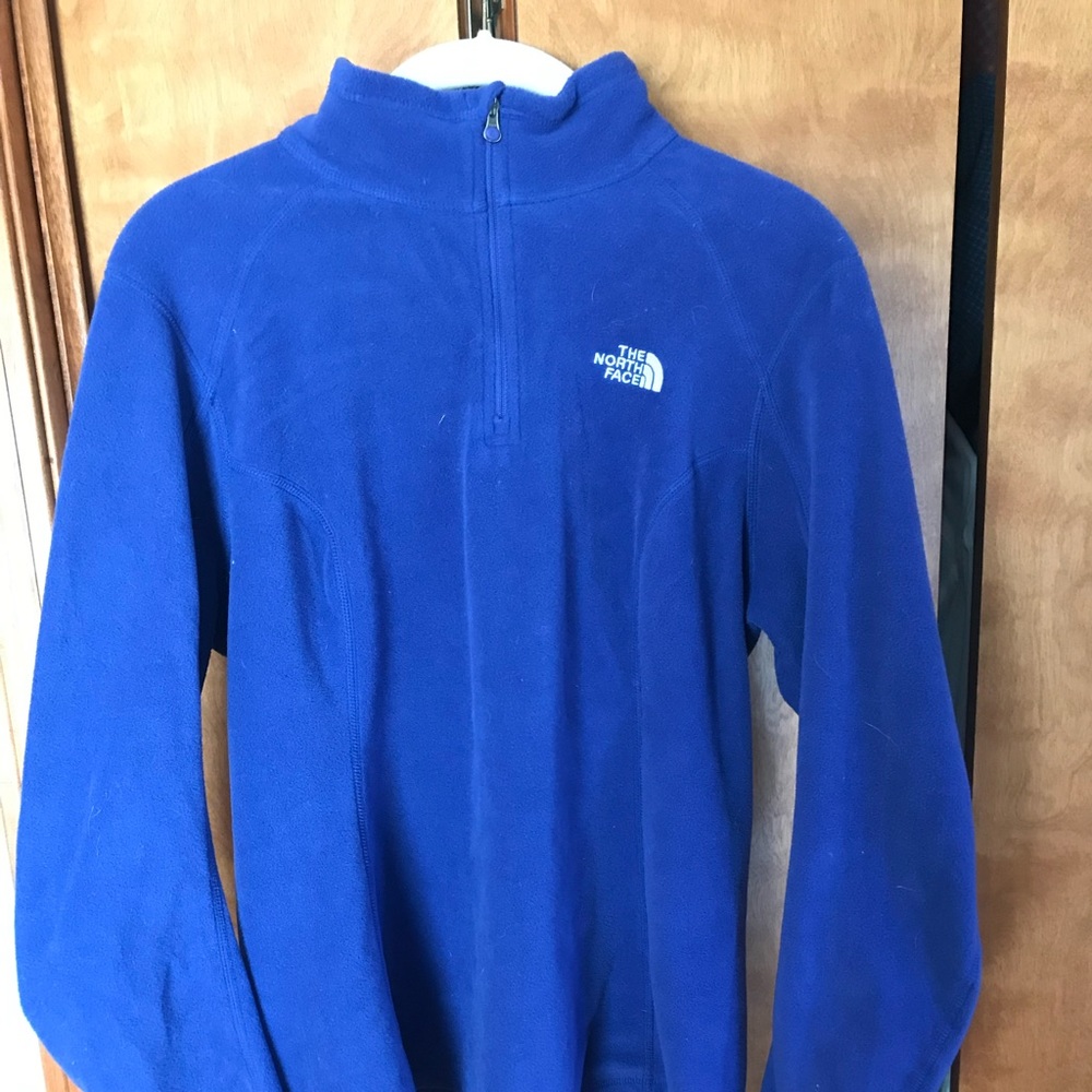 The North Face Women’s Half Zipped Fleece- Medium